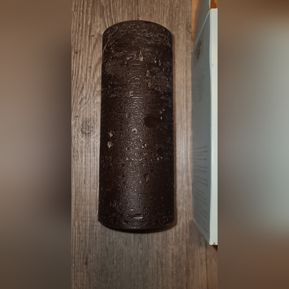 PartyLite TEAKWOOD & CARDAMOM 3 x 7 Rustic Flat Top Pillar Candle C07443 NIB - Picture 2 of 3